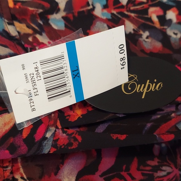 Cupio Women's Top - Picture 5 of 5